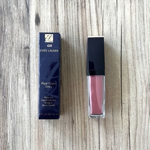 Estée Lauder
Pure Color Envy
#420 Rebellious rose